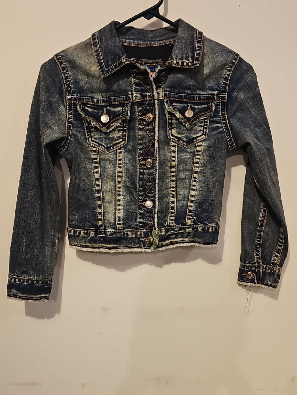 Gorgeous nwots Grace stretchy Jean jacket. Size med. Amazing jacket sz 10 youth.